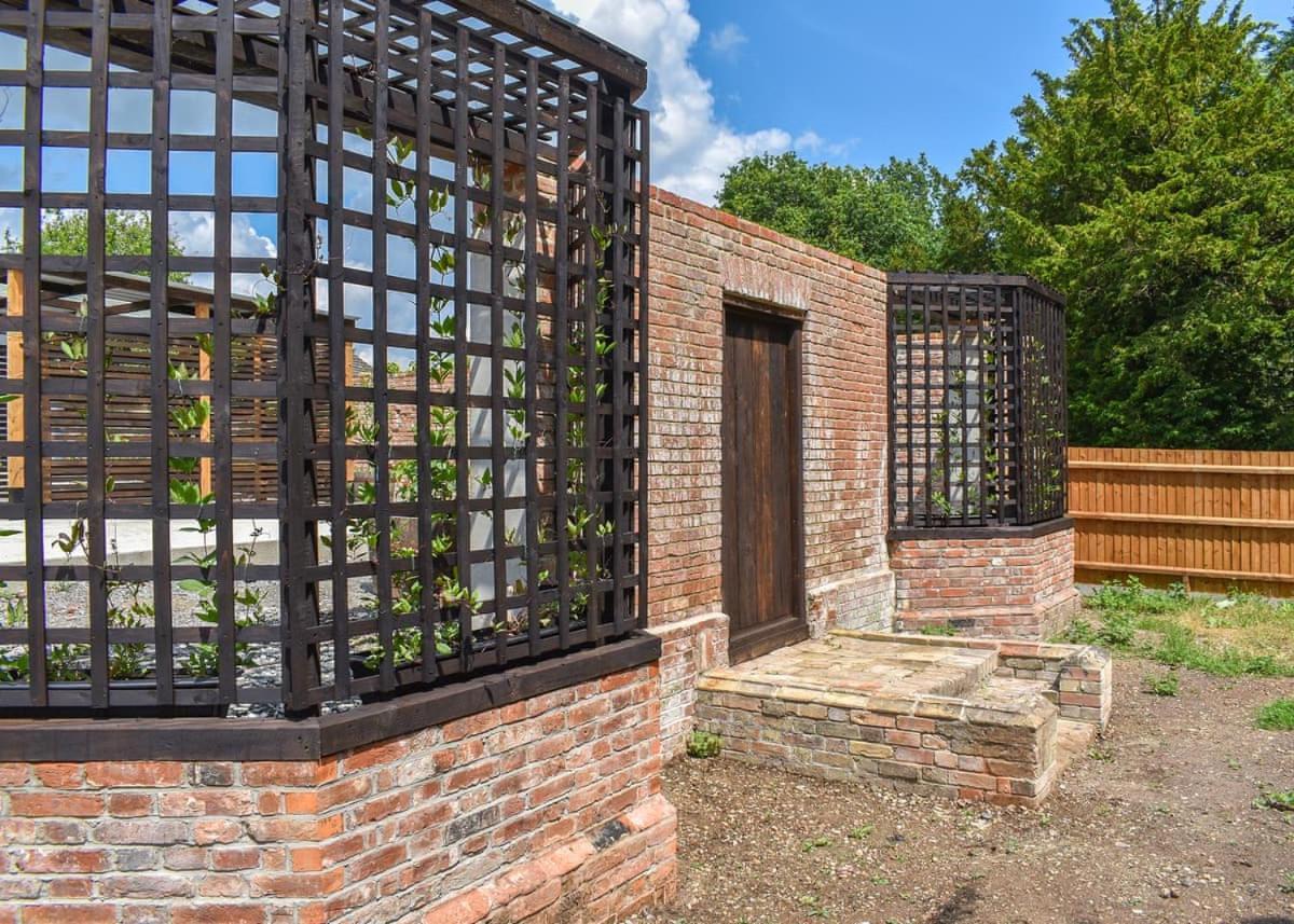 Отель Hill Farm Retreat Wangford Экстерьер фото