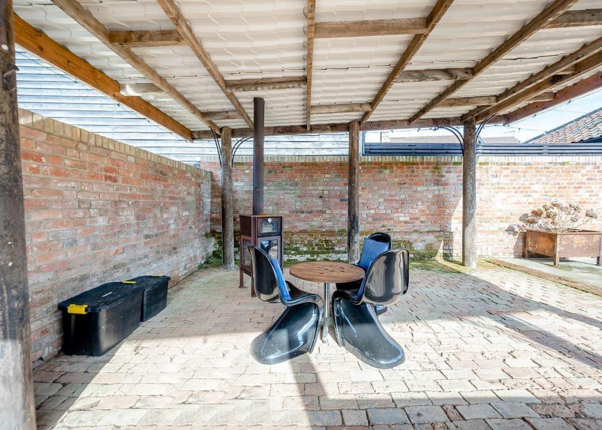 Отель Hill Farm Retreat Wangford Экстерьер фото