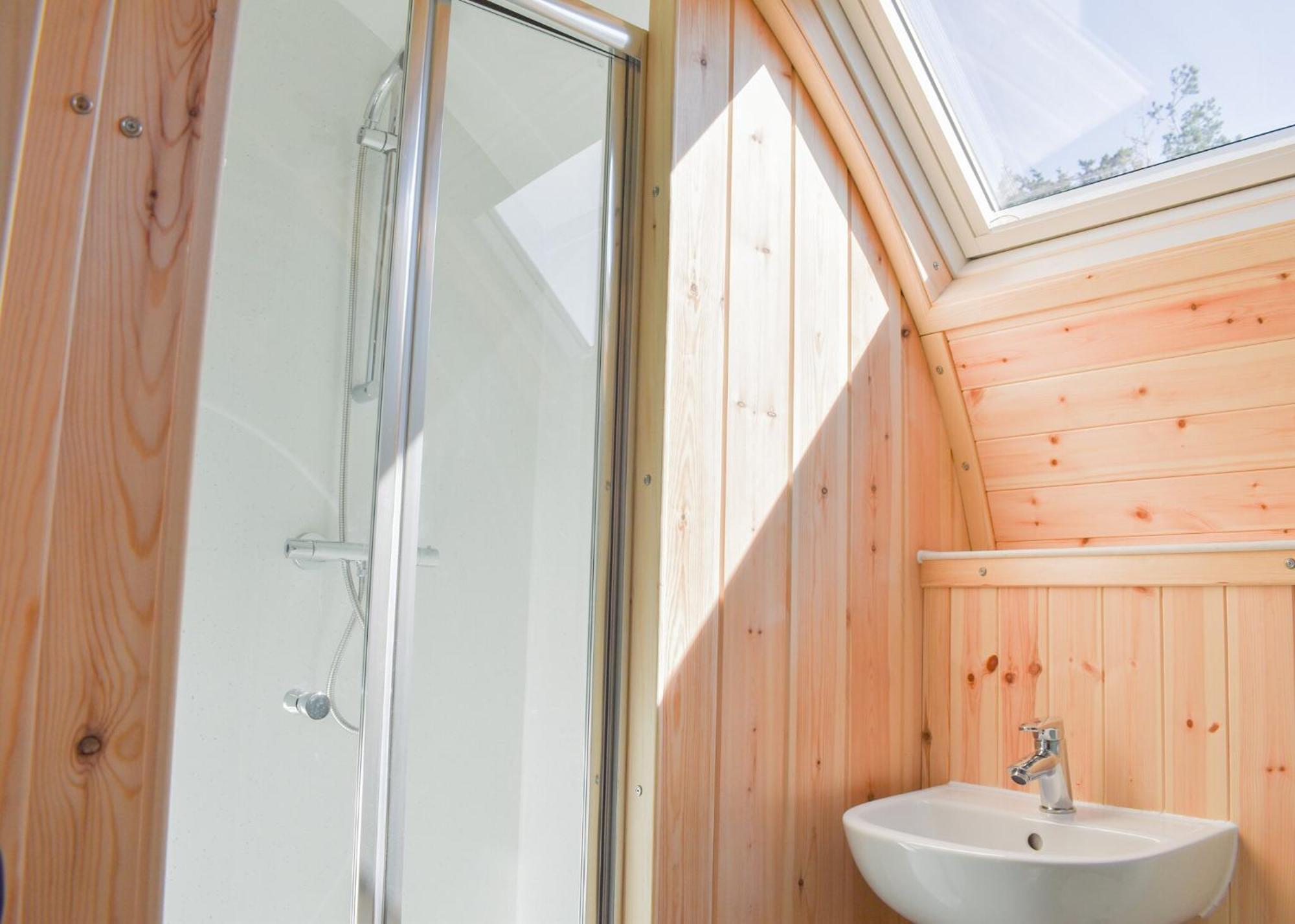 Отель Hill Farm Retreat Wangford Экстерьер фото