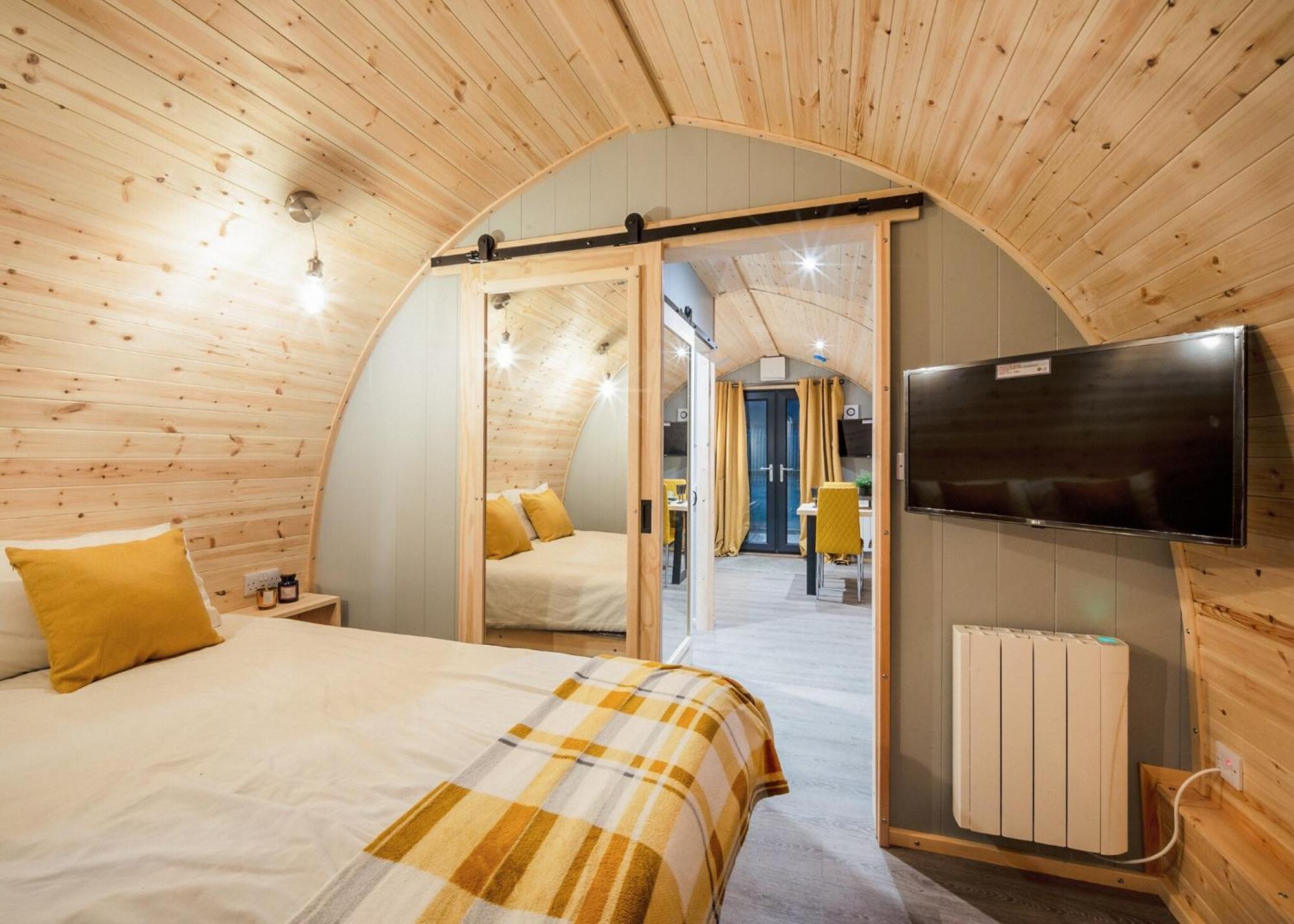Отель Hill Farm Retreat Wangford Экстерьер фото