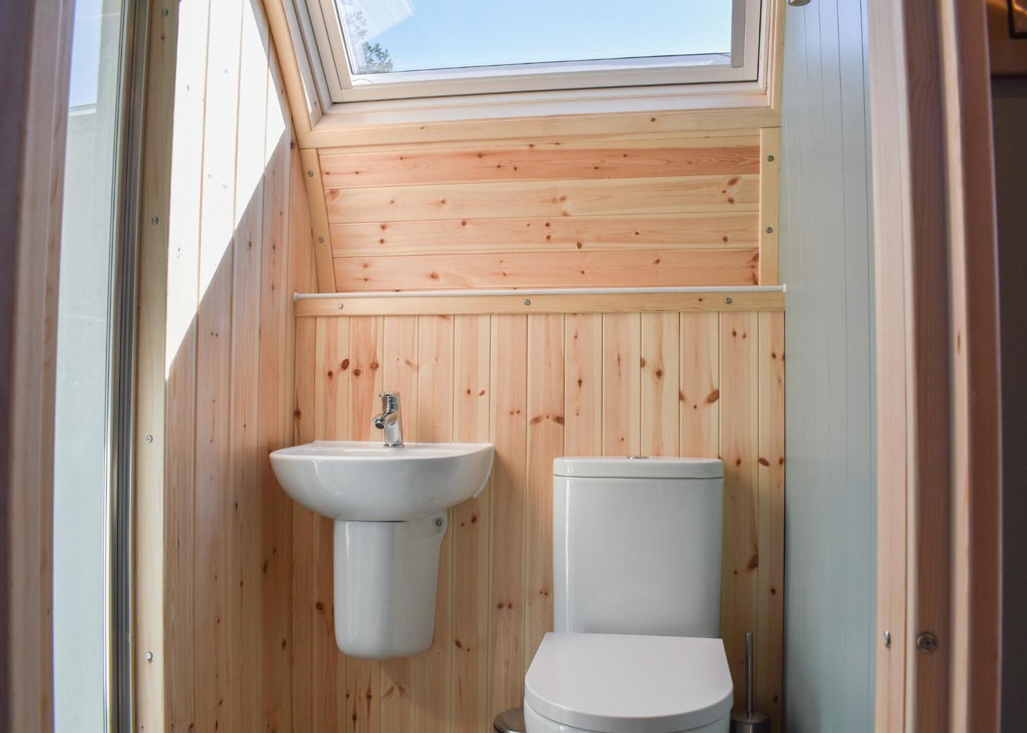 Отель Hill Farm Retreat Wangford Экстерьер фото