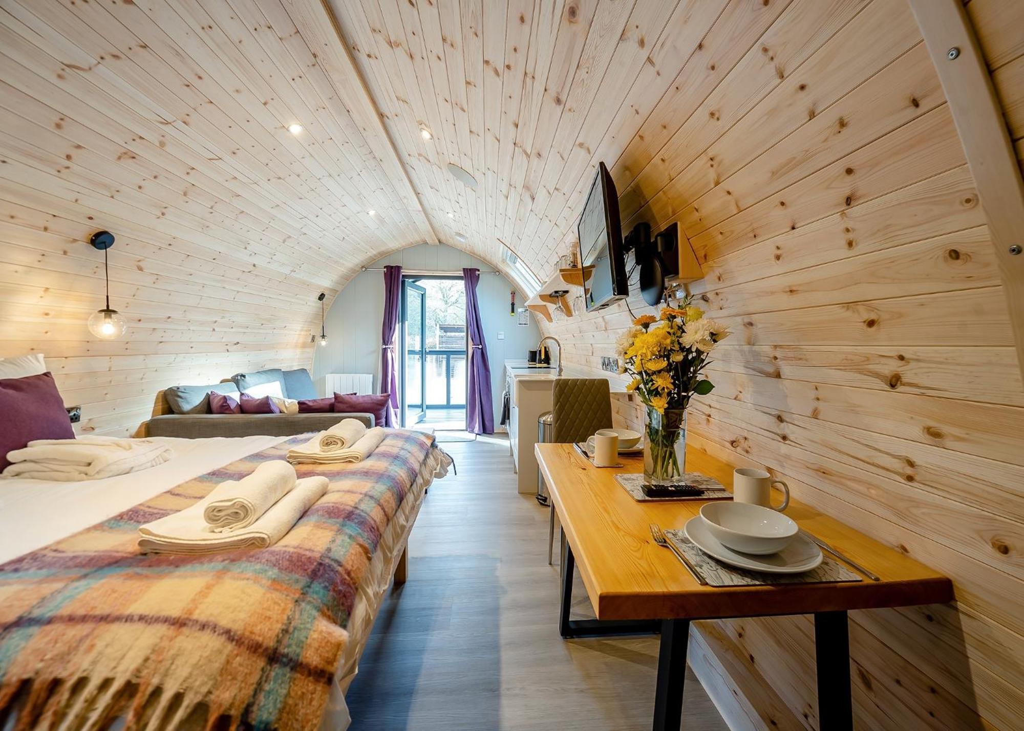 Отель Hill Farm Retreat Wangford Номер фото